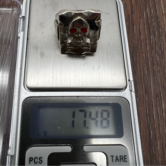 VINTAGE Skull Biker Ring • Red Eyes • Silver Tone • Mexico • Size 10 - Picture 7 of 10